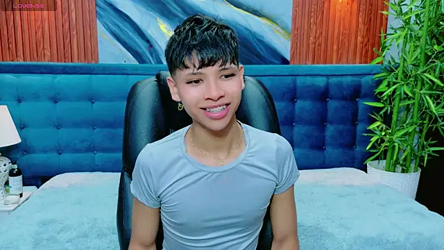 dilan 911 online show from 03/14/26, 06:24