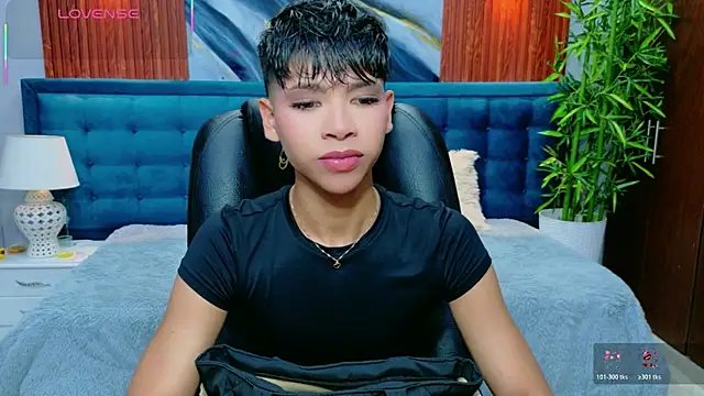 dilan 911 online show from 05/26/26, 06:37