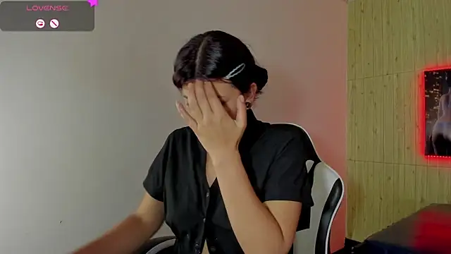 Raven Rouge  online show from 02/03/26, 08:25