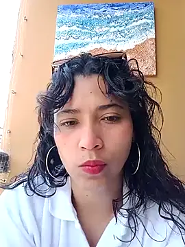 Vikyvoyeur online show from 04/04/26, 05:43