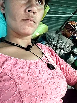 Hot-ilaiy online show from 11/02/25, 11:12