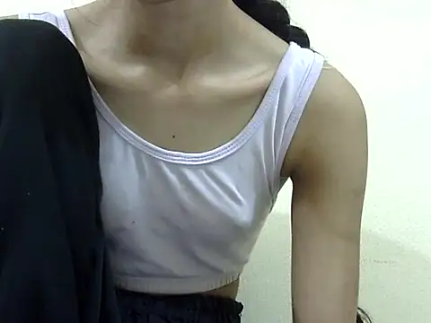 smallcuute online show from 01/10/26, 11:12