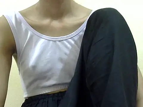 smallcuute online show from 01/14/26, 06:19