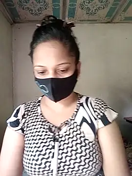 Payel 50 online show from 04/27/26, 08:01