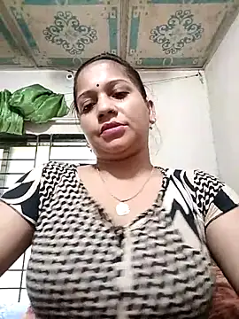 Snapshot of Payel_50 chatting on 06/26/26, 05:34 Payel 50 online show from 06/26/26, 05:34