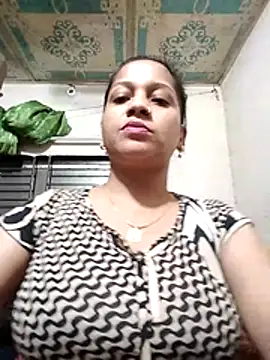 Snapshot of Payel_50 chatting on 06/26/26, 06:56 Payel 50 online show from 06/26/26, 06:56
