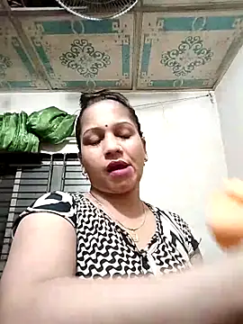 Snapshot of Payel_50 chatting on 06/30/26, 07:04 Payel 50 online show from 06/30/26, 07:04