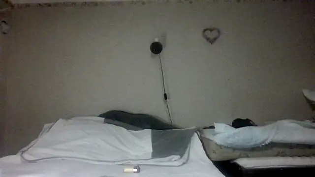 teklaadrienn online show from 09/18/25, 06:48