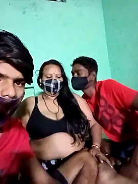 LoveOnStream online show from 10/16/25, 05:03