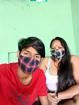 LoveOnStream online show from 10/18/25, 07:20