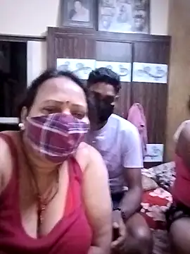 LoveOnStream online show from 02/06/26, 11:02