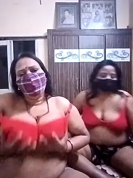 LoveOnStream online show from 02/21/26, 03:02