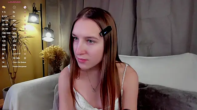 NanaMertins online show from 11/14/25, 01:04