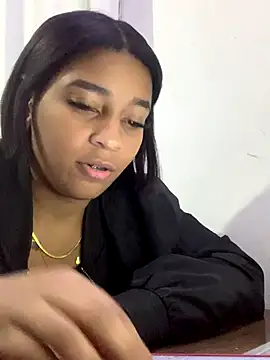 Crisschiavo online show from 11/25/25, 01:05