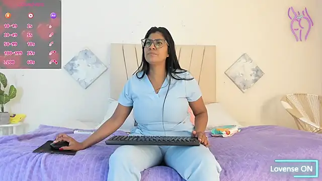  Miaa khalifa  online show from 03/12/26, 12:11