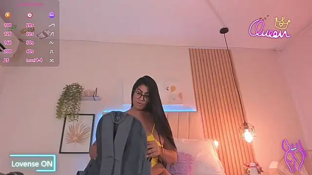  Miaa khalifa  online show from 06/14/26, 12:40