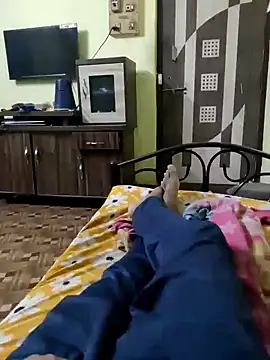 Snapshot of breezer3457 chatting on 01/09/26, 07:15 breezer3457 online show from 01/09/26, 07:15