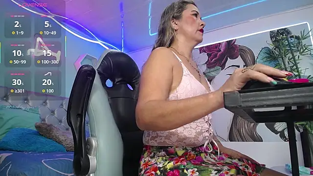 noelia milf19 online show from 01/06/26, 04:00