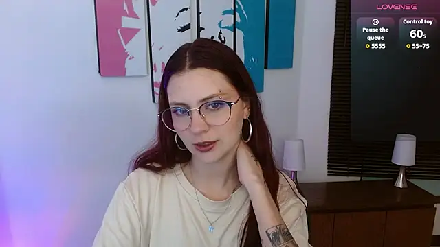 AlanaGarcia19 online show from 09/12/25, 11:43