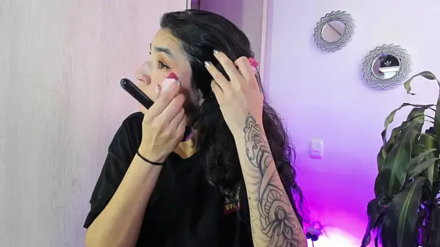 bella thorne3 online show from 02/17/26, 09:10