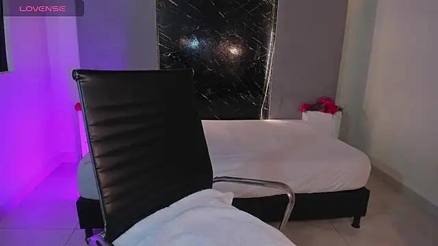 Snapshot of Hannacooper3 chatting on 10/09/25, 07:45 Hannacooper3 online show from 10/09/25, 07:45