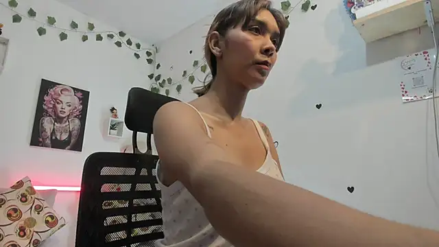 anastasia tuya online show from 02/09/26, 01:59