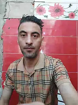 Snapshot of Mahdidido45 chatting on 05/25/26, 10:32 Mahdidido45 online show from 05/25/26, 10:32