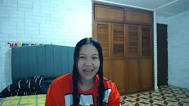 Snapshot of Naia_Stant chatting on 10/23/25, 11:57 Naia Stant online show from 10/23/25, 11:57