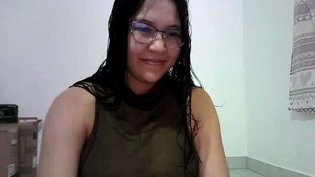 Naia Stant online show from 02/05/26, 02:38