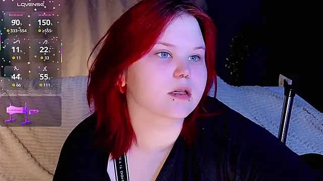 fillisfox  online show from 11/16/25, 11:05