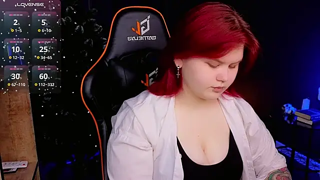 Snapshot of fillisfox_ chatting on 12/03/25, 10:57 fillisfox online show from 12/03/25, 10:57