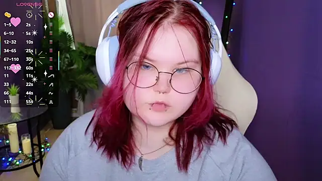 Snapshot of fillisfox_ chatting on 03/27/26, 11:21 fillisfox online show from 03/27/26, 11:21