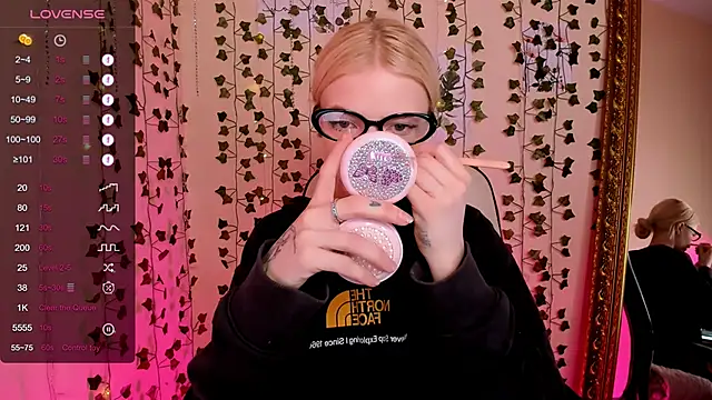 AnyaTaylor  online show from 02/25/26, 02:21