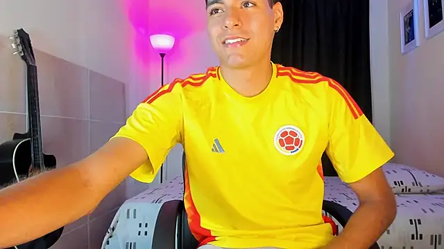 TeamPorn 19 online show from 10/25/25, 03:25