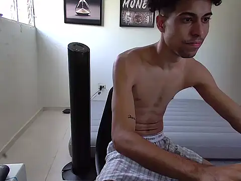 Dollarhot30 online show from 09/29/25, 01:38