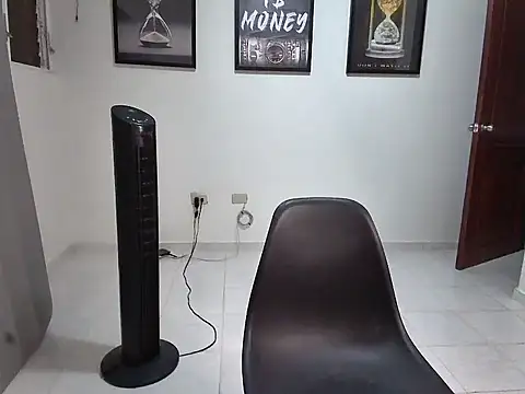 Dollarhot30 online show from 12/16/25, 08:30