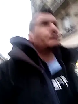 Snapshot of twitshe chatting on 11/28/25, 07:11 twitshe online show from 11/28/25, 07:11