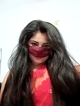 Hot-Soniya733 online show from 03/25/26, 08:15