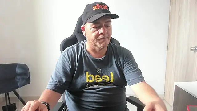 Snapshot of massimo_dannger chatting on 09/16/25, 08:54 massimo dannger online show from 09/16/25, 08:54