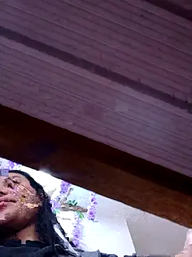 burbuja02 online show from 11/02/25, 02:30