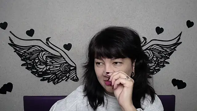 SelenaFly online show from 10/01/25, 05:02