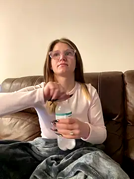 Riley ray69 online show from 10/28/25, 04:42