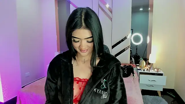 EmmaStonns online show from 09/29/25, 01:27