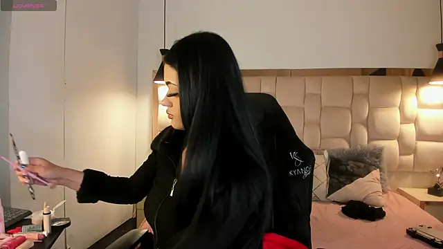 EmmaStonns online show from 04/08/26, 12:49