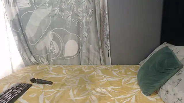 SEXYHUGEASS21 online show from 11/18/25, 07:13