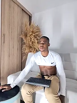 Snapshot of liambolt chatting on 09/16/25, 04:02 liambolt online show from 09/16/25, 04:02