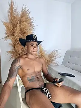 Snapshot of liambolt chatting on 10/14/25, 09:37 liambolt online show from 10/14/25, 09:37