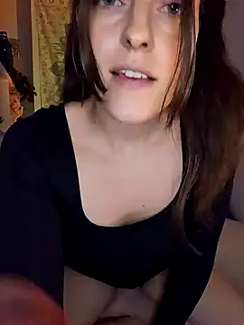 BelleFelicitas online show from 10/26/25, 08:04