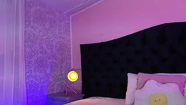 Hada Blue online show from 04/15/26, 07:58