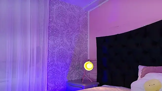 Hada Blue online show from 04/17/26, 08:01